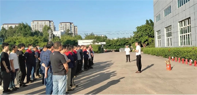 草莓视频cm.888tw在线观看機械（福建）有限（xiàn）公司開展消防安全演練（liàn）